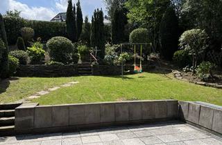 Wohnung kaufen in Arnold-Von-Lülsdorf-Straße 10, 51429 Bergisch Gladbach, Großzügige 5-Zimmer-Eigentumswohnung mit Terrasse und Garten in Bergisch Gladbach-Herkenrath