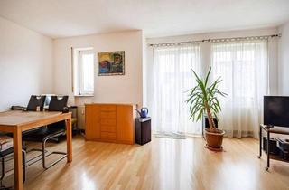 Wohnung kaufen in 78224 Singen, 2-Zimmer-Wohnung mit Balkon, Tiefgarage – ruhig gelegen in Singen
