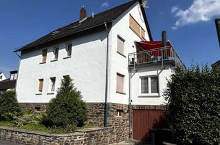 Wohnung mieten in Zeil 22, 56355 Nastätten, Modernisierte 2-Zimmer-DG-Wohnung in Nastätten