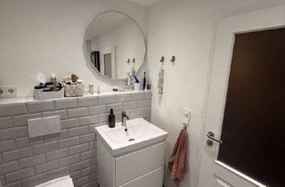 Wohnung mieten in Brüsseler Straße 35, 53117 Auerberg, Exklusive 4-Zimmer-Wohnung mit 103 m², zwei Balkonen und Weitblick - Zweitbezug nach Kernsanierung