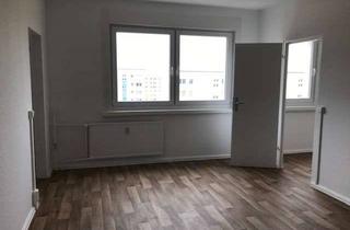 Wohnung mieten in Alte Hellersdorfer Str. 133, 12629 Hellersdorf, 2 Zimmerwohnung im Hochparterre.