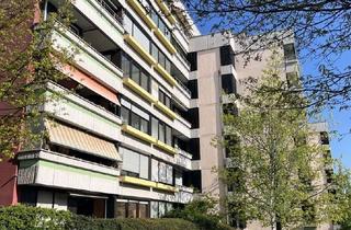 Wohnung mieten in Nüßstr. 18, 71065 Sindelfingen, Schöne renovierte 2-Zimmer Wohnung mit Balkon, Einbauküche und TG-Stellplatz