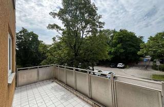 Wohnung mieten in Carl-Wery-Straße 12, 81739 München, modernisierte 3-Zimmer-Wohnung mit zwei Balkonen in ruhiger Lage