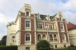 Wohnung mieten in Strichweg 76, 27472 Cuxhaven, 2 Zimmer Dachgeschoss, Teil Elbblick und Dachterrasse in Stadtvilla in Cuxhaven Grimmershörnbucht