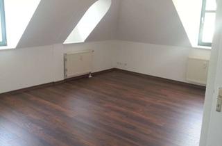 Wohnung mieten in Großenhainer Straße 35, 01097 Pieschen-Nord/Trachenberge, 2-Zimmer-Dachgeschosswohnung in Dresden Pieschen-Nord