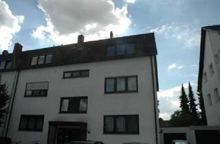 Wohnung mieten in 64295 Darmstadt, 3 Zimmerwohnung mit 2 Balkonen und 1-PKW-Stellplatz in DA-Heimstättensiedlung