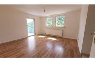 Wohnung mieten in 75323 Bad Wildbad, Frisch renovierte 2-Zi.-Altbau-Wohnung in schöner, zentrumsnaher Aussichtslage (Mietdauer: min 4 Jah