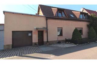 Haus kaufen in 06388 Gröbzig, Geräumiges Wohnhaus mit Einliegerpotenzial und gemütlicher Oase
