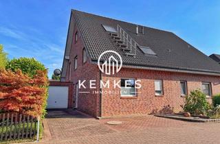 Doppelhaushälfte kaufen in 46459 Rees, Gepflegte Doppelhaushälfte mit sonnigem Garten, Kamin und PV-Anlage