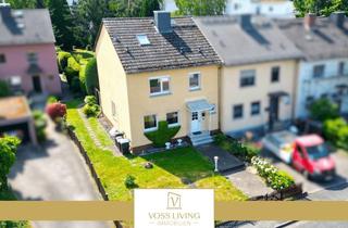 Haus kaufen in 61137 Schöneck, Reihenendhaus mit Terrasse, Balkon und viel Potential auf tollem Grundstück in ruhiger Lage