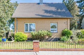 Einfamilienhaus kaufen in 31582 Nienburg, Frei stehendes Einfamilienhaus mit großem Grundstück in ruhiger Lage **vermietet**