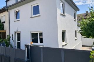 Doppelhaushälfte kaufen in 70191 Nord, Charmante Doppelhaushälfte in begehrter Lage von Stuttgart-Nord