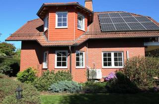 Einfamilienhaus kaufen in 34376 Immenhausen, Attraktives Einfamilienhaus mit Wärmepumpen, PV-Anlage mit Speicher und traumhaften Garten