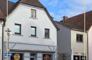 Haus kaufen in 76870 Kandel, Sanieren, Abreißen, Neu denken: Zentrales Investment-Ensemble im Stadtkern von Kandel