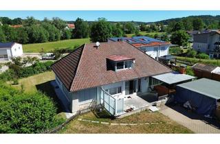 Haus kaufen in 91586 Lichtenau, Großzügiges Wohnen auf einer Ebene – Bungalow mit ausgebauten Dachgeschoss