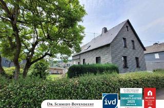 Haus kaufen in 56477 Rennerod, *RESERVIERT* Zentral in Rennerod: Viel Wohnfläche, großzügiger Garten – Ihr neues Zuhause!