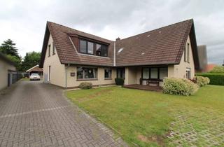 Haus kaufen in 26810 Westoverledingen, Mehrgenerationswohnen! Wohnhaus mit zwei großen, getrennten Wohneinheiten u. viel Platz zum leben