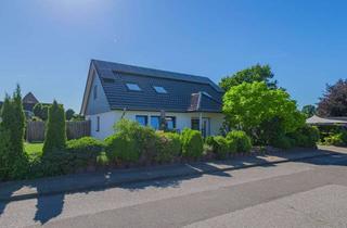 Einfamilienhaus kaufen in 24809 Nübbel, Energetisch umfassend saniertes Einfamilienhaus mit 5 Schlafzimmern und Doppelgarage in Nübbel
