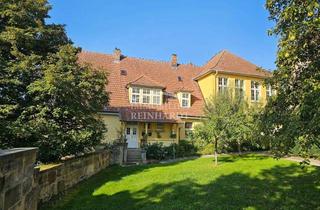 Haus kaufen in 96237 Ebersdorf, Eine einmalige Immobilie in Top-Zustand! Wohnen in stilvoll modernisierter Schule!