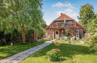 Haus kaufen in 23769 Fehmarn, Bezugsfreies Wohnhaus mit zwei Wohneinheiten und Garten auf Fehmarn