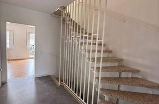 Haus mieten in Waldstr. 32, 54518 Binsfeld, Reihenmittelhaus mit viel Platz zum fairen Preis