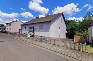 Haus mieten in 67718 Schmalenberg, Schmalenberg - freistehendes Einfamilienhaus, 7 Zimmer, 2 Badezimmer, Garten, Garage