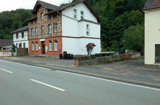 Anlageobjekt in Stromberger Str. 26, 51570 Windeck, Mehrfamilienhaus am Bahnhof. Nur 1,785 Käuferprovision!