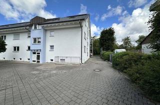 Wohnung kaufen in 78315 Radolfzell, Leerstehende gepflegte 2-Zimmer-Hochparterrewohnung mit Terrasse, EBK und Außenstellplatz