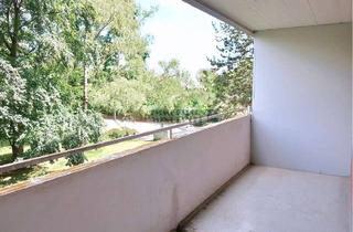 Wohnung kaufen in 93049 Westenviertel, 1 Zimmer-Apartment im begehrten Stadtwesten mit Balkon und Lift
