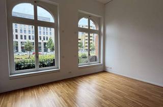 Wohnung mieten in Marienstraße, 01067 Wilsdruffer Vorstadt/Seevorstadt-West, Zentrale 3,5-Raum-Wohnung: Einbauküche und Terrasse