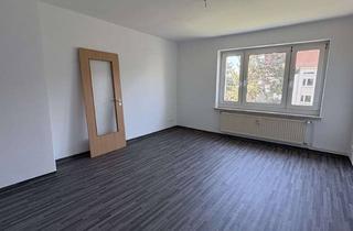 Wohnung mieten in Rosa-Luxemburg-Ring, 07586 Bad Köstritz, helle und gut geschnittene 3-Raum-Wohnung