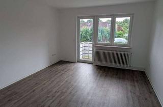 Wohnung mieten in Julius-Fürst-Weg 15, 24159 Friedrichsort, Schöne 2 Zi.Whg. mit Balkon in Friedrichsort ab Juli 2026