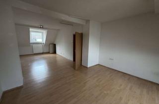 Wohnung mieten in Wilhelminen Str. 62, 45881 Schalke, riesige Wohnung über 2 Etagen im DG