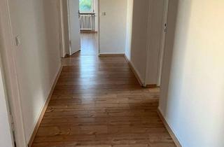 Wohnung mieten in Magdalenenhäuser Weg 35, 35578 Wetzlar, Schöne, helle 4-Zimmer Wohnung zu vermieten
