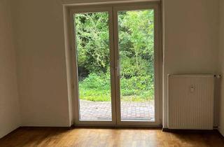 Wohnung mieten in 46446 Emmerich, 2,5-Zimmer-Wohnung mit Terrasse in Emmerich am Rhein-Vrasselt