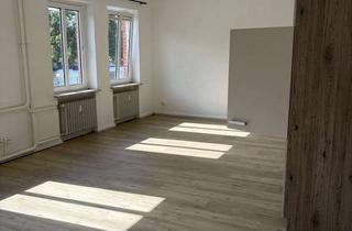 Wohnung mieten in An Der Untertrave 104, 23552 Innenstadt, 1-Zimmer-Wohnung mit Traveblick