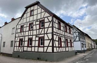 Haus kaufen in Hauptstraße, 53, 53498 Waldorf, 2 Häuser auf einem Grundstück mit gemeinsamen Hof und 11 Zimmern in Waldorf