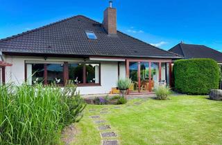 Haus kaufen in 38228 Lebenstedt, Großes Architektenhaus in Fredenberg als Ein- und Zweifamilienhaus nutzbar, mit Keller und Garage