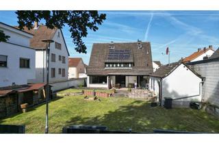 Einfamilienhaus kaufen in 68642 Bürstadt, Energetisch Modernisiertes Einfamilienhaus mit Photovoltaikanlage, Luftwärmepumpe und Kaminofen