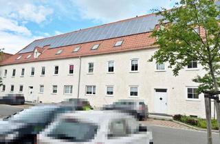 Anlageobjekt in Beethovenstraße 6-8, 06237 Leuna, SANIERTES MEHRFAMILIENHAUS MIT ENTWICKLUNGSPOTENZIAL UND GARAGEN
