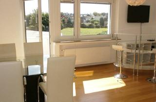 Wohnung mieten in 40219 Düsseldorf, Düsseldorf-Hamm/Medienhafen/Unterbilk: 2-Zimmer-Luxus-Wohnung mit Balkon!