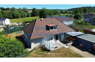 Haus kaufen in 91586 Lichtenau, Großzügiges Wohnen auf einer Ebene – Bungalow mit ausgebauten Dachgeschoss