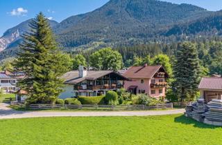 Mehrfamilienhaus kaufen in 82467 Garmisch-Partenkirchen, Garmisch-Partenkirchen: Zwei Mehrfamilienhäuser auf großem Anwesen, teils vermietet