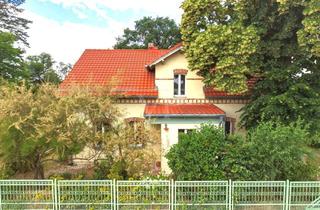 Einfamilienhaus kaufen in 14532 Stahnsdorf, Historisches Wohnjuwel mit modernem Komfort auf großzügigem Grundstück