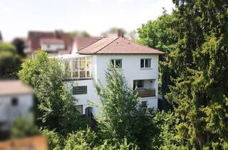Haus kaufen in 64720 Michelstadt, Michelstadt: Ein- Zwei-Familienhaus in ruhiger Seitenstraße mit großem Grundstück wartet auf Sie!