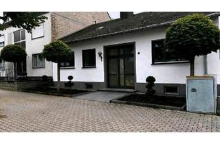 Einfamilienhaus kaufen in 56070 Koblenz, Koblenz - Einfamilienhaus mit *Pool* und Option zum *Mehrfamilienhaus*