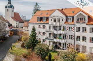 Wohnung kaufen in 85658 Egmating, Außergewöhnliche 4-Zimmer-DG-Galerie-Wohnung "Schloß Egmating"