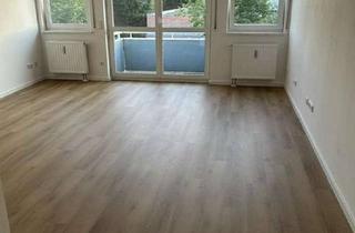 Wohnung kaufen in 92637 Weiden, Renoviertes 1 Zimmer Appartement mit Balkon+Stellplatz in Weiden Zentrum