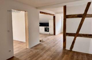 Wohnung kaufen in 74670 Forchtenberg, Großzügiges Wohnen auf zwei Ebenen – 5,5-Zimmer Maisonette Wohnung mit Dachterrasse & Fachwerk