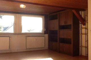 Wohnung mieten in 64347 Griesheim, 2 Zi.-DG-Whg. nähe StraBa, teilmöbl. mit EBK in ruhiger und zentraler Lage